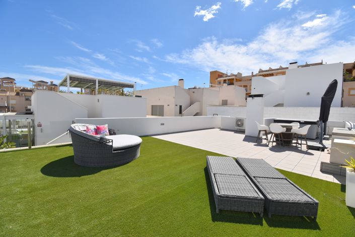 Image No.25-3 Bed Villa for sale