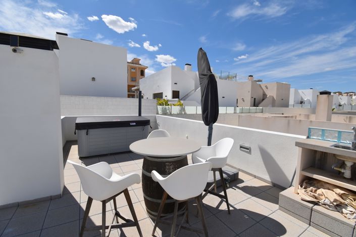 Image No.26-3 Bed Villa for sale