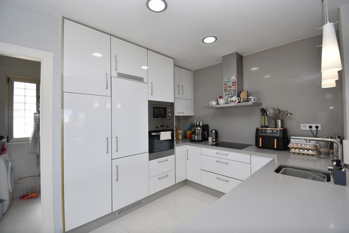 Image No.4-3 Bed Villa for sale