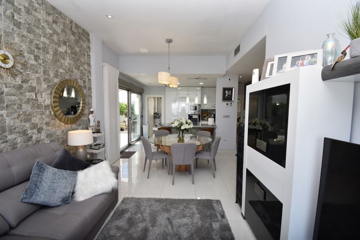 Image No.7-3 Bed Villa for sale