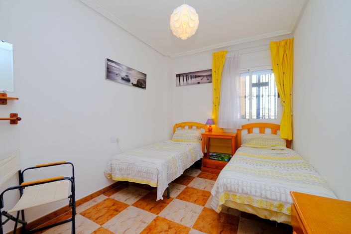 Image No.11-2 Bed Property for sale