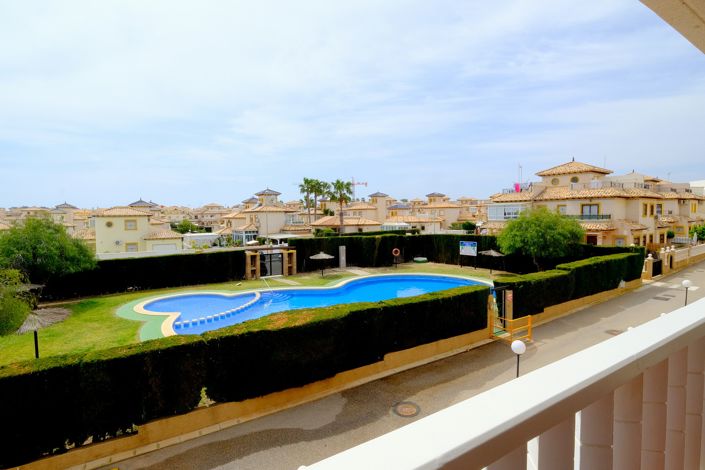 Image No.16-2 Bed Property for sale