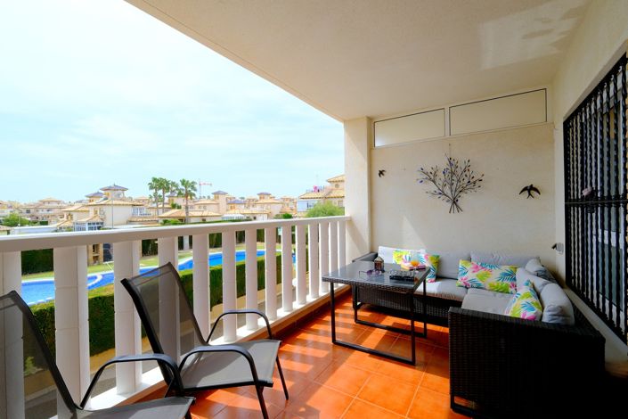 Image No.3-2 Bed Property for sale