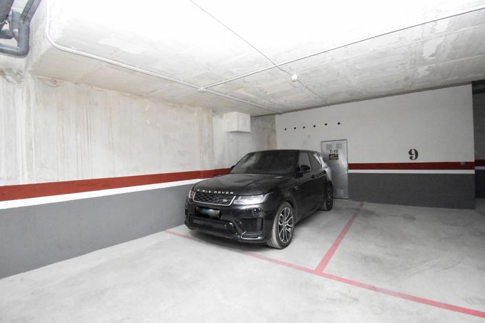 Image No.34-3 Bed Property for sale