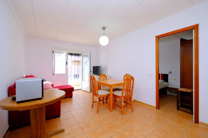 Image No.6-2 Bed Property for sale