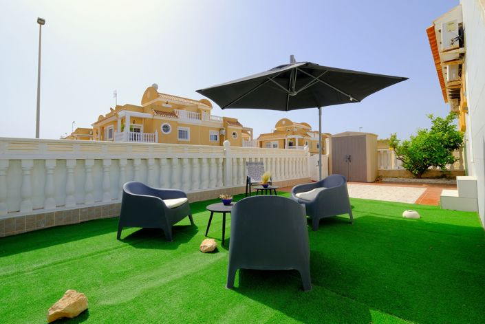 Image No.20-2 Bed Bungalow for sale