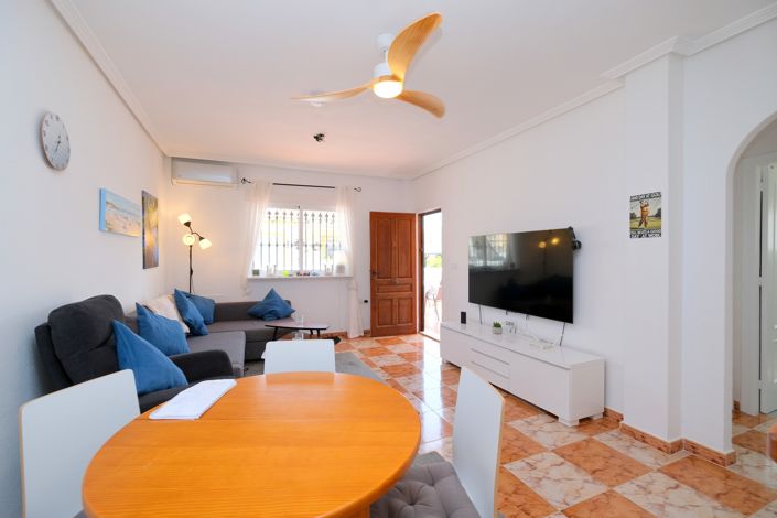 Image No.6-2 Bed Bungalow for sale