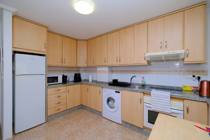 Image No.7-2 Bed Property for sale