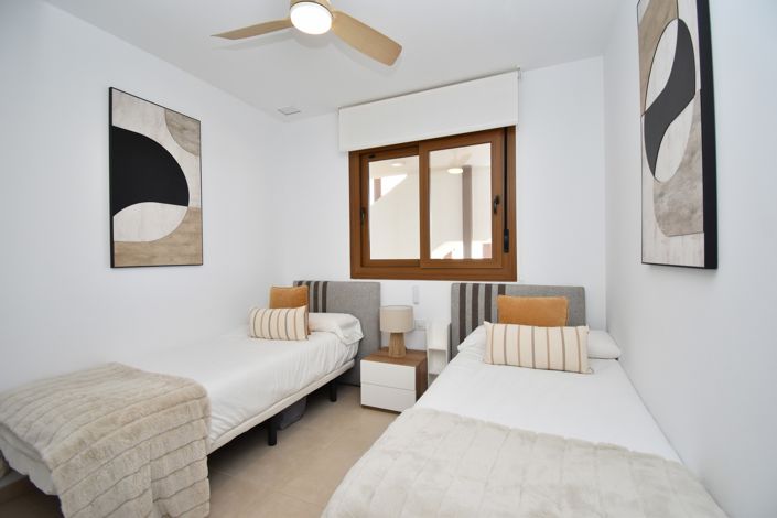 Image No.14-2 Bed Property for sale