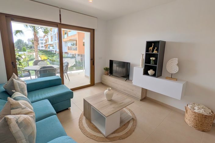 Image No.7-2 Bed Property for sale