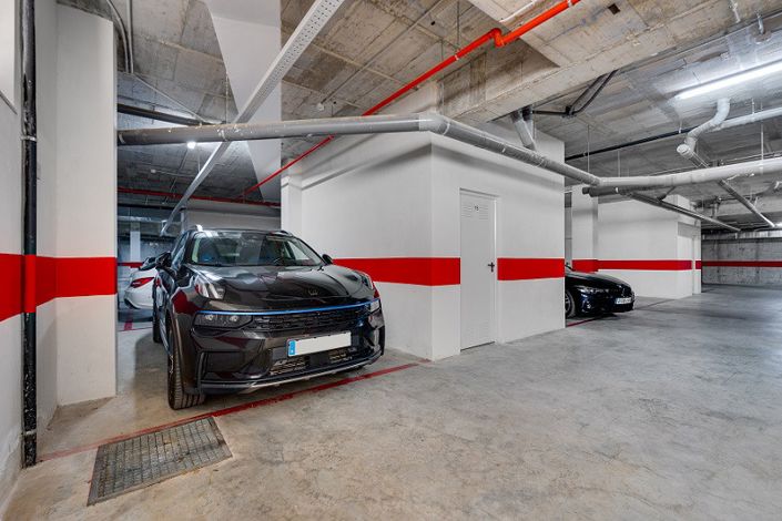 Image No.18-3 Bed Apartment for sale