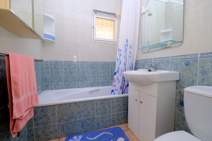 Image No.12-3 Bed Villa for sale