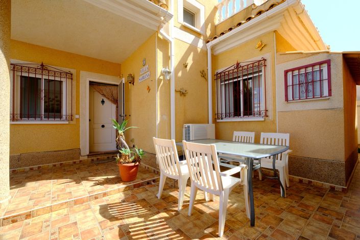 Image No.3-3 Bed Villa for sale