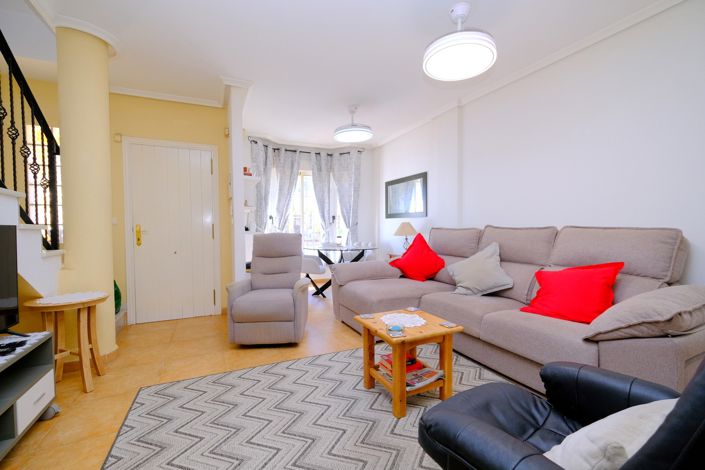 Image No.4-2 Bed Townhouse for sale