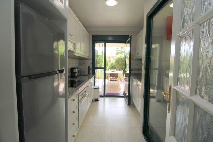 Image No.11-2 Bed Property for sale