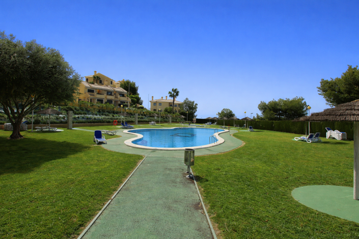 Image No.24-2 Bed Property for sale