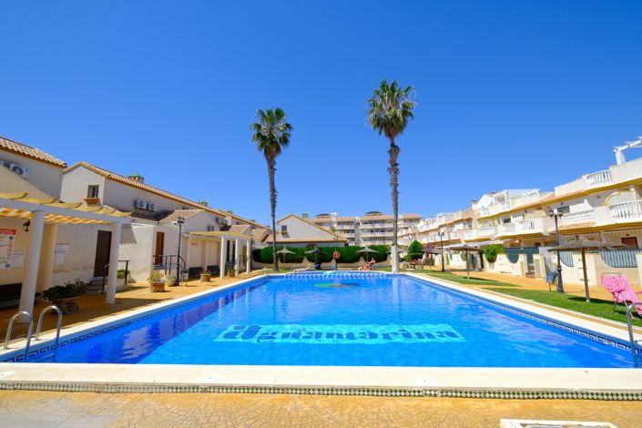 Image No.3-1 Bed Property for sale