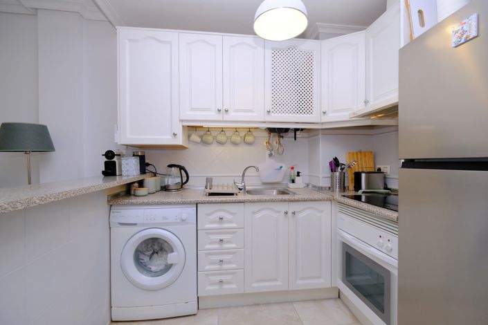 Image No.8-1 Bed Property for sale