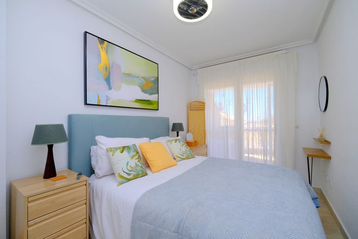 Image No.9-1 Bed Property for sale