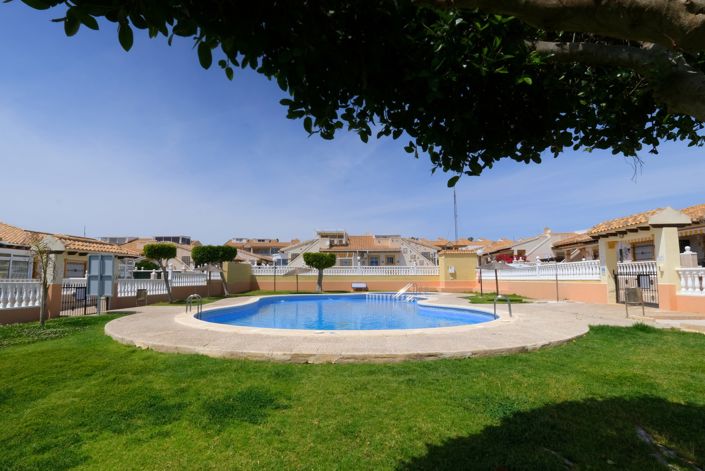 Image No.14-2 Bed Property for sale