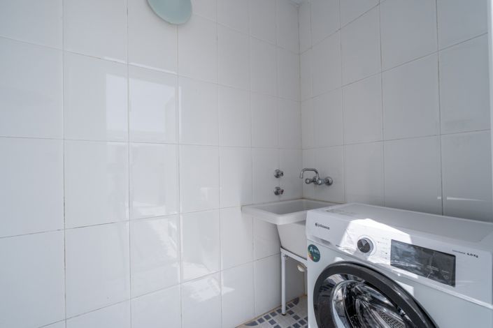 Image No.17-3 Bed Villa for sale