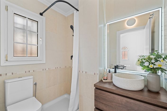 Image No.20-3 Bed Villa for sale