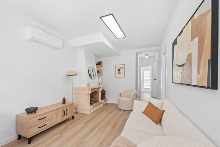 Image No.7-3 Bed Villa for sale