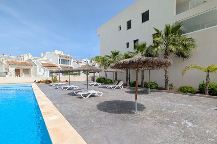 Image No.12-2 Bed Apartment for sale