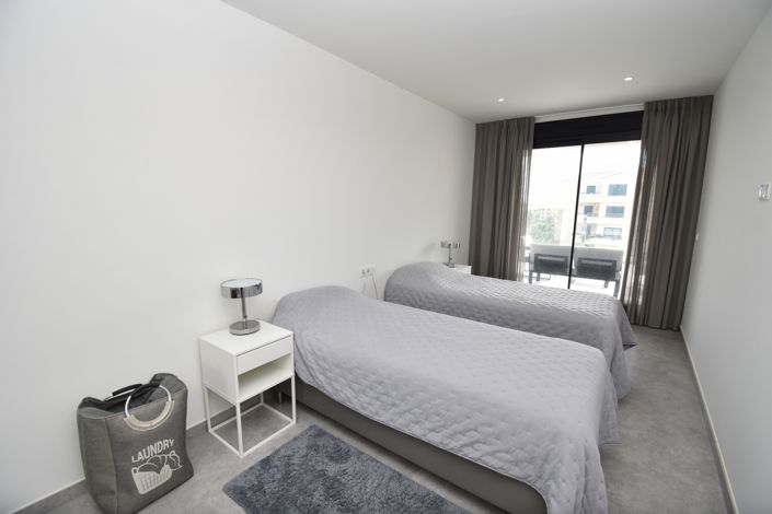 Image No.18-2 Bed Apartment for sale