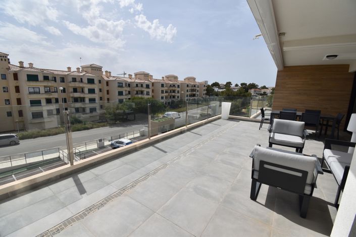 Image No.23-2 Bed Apartment for sale