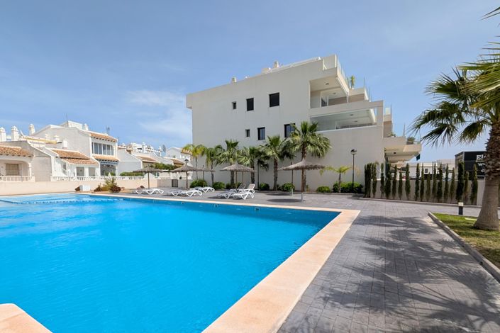 Image No.26-2 Bed Apartment for sale