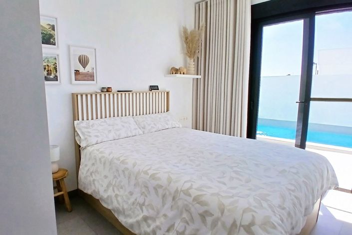 Image No.4-3 Bed Villa for sale