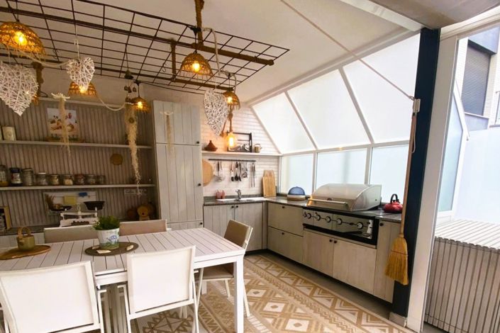 Image No.16-3 Bed Property for sale