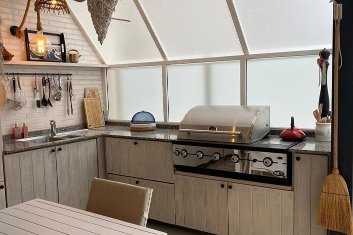 Image No.17-3 Bed Property for sale