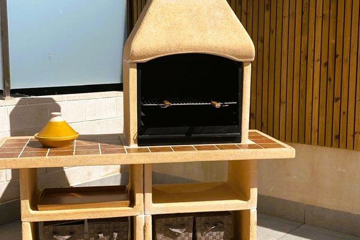 Image No.22-3 Bed Property for sale