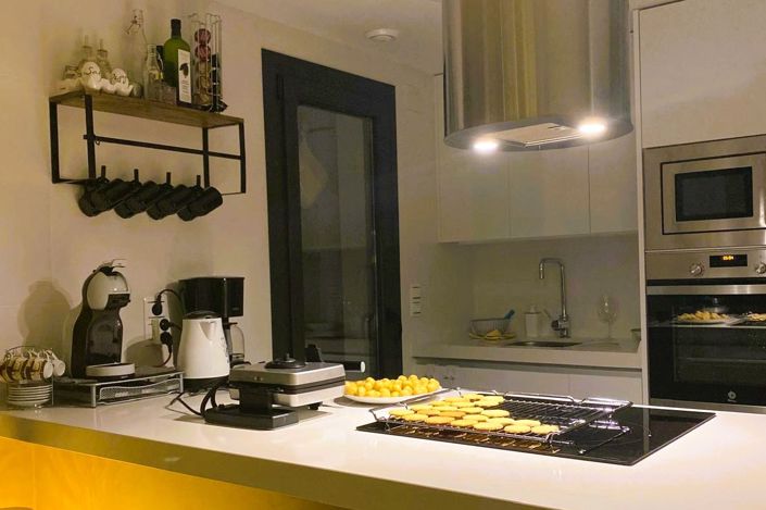 Image No.8-3 Bed Property for sale