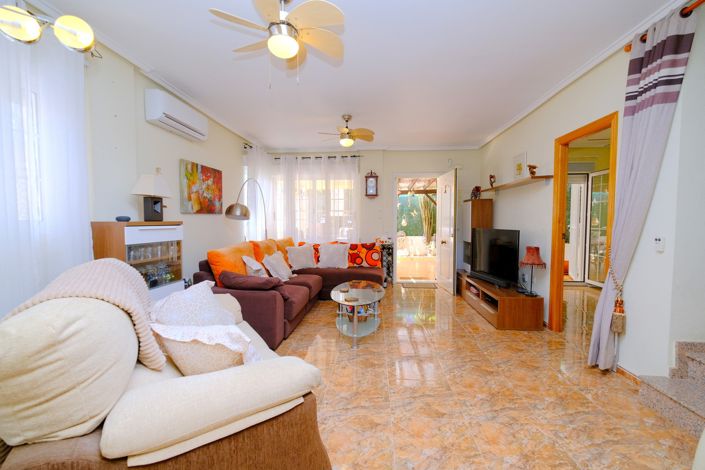 Image No.4-3 Bed Townhouse for sale