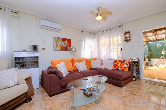 Image No.6-3 Bed Townhouse for sale