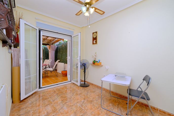 Image No.9-3 Bed Townhouse for sale