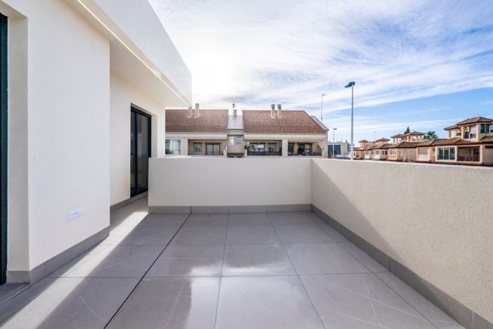 Image No.22-3 Bed Villa for sale