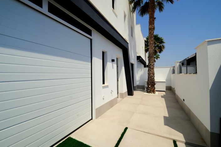 Image No.16-3 Bed Villa for sale