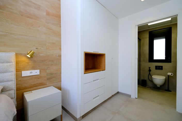 Image No.20-3 Bed Villa for sale