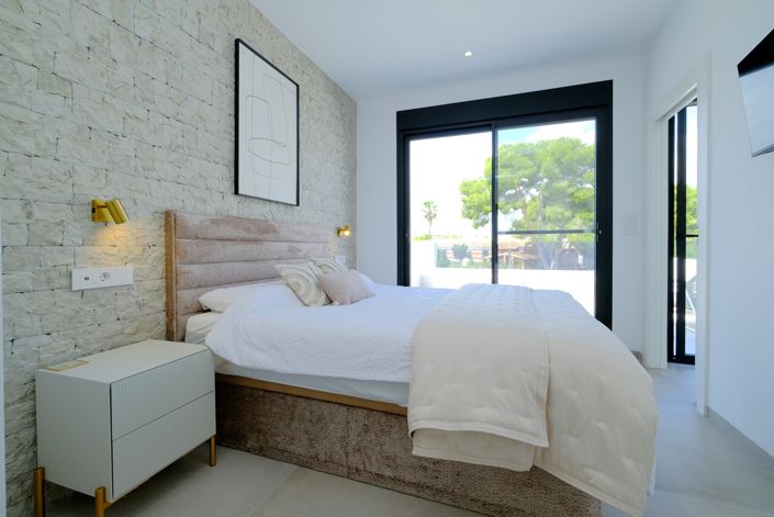 Image No.23-3 Bed Villa for sale