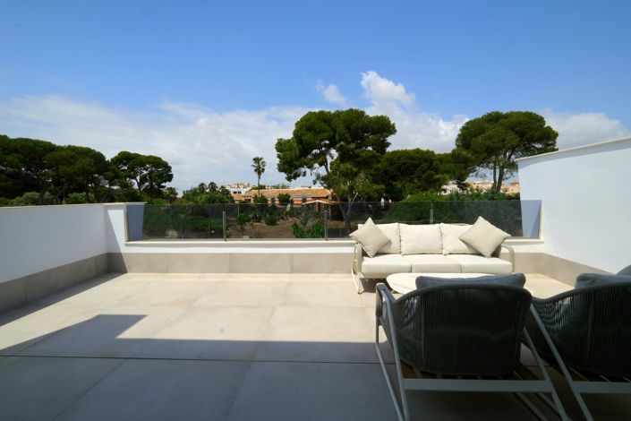 Image No.27-3 Bed Villa for sale