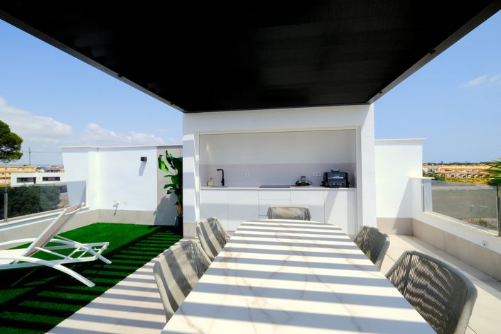 Image No.28-3 Bed Villa for sale