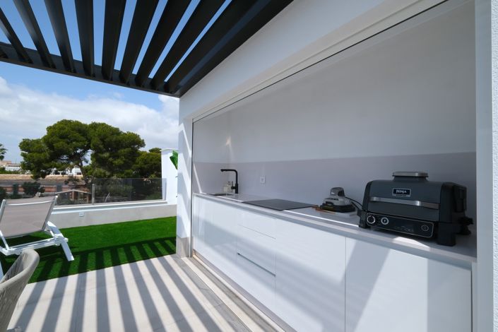 Image No.29-3 Bed Villa for sale