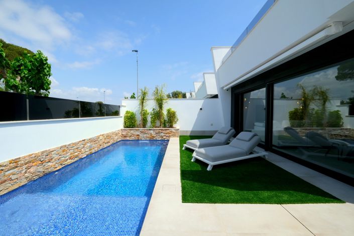 Image No.34-3 Bed Villa for sale