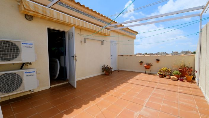 Image No.2-Propriété de 2 chambres à vendre à Punta Prima