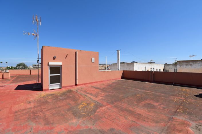 Image No.22-2 Bed Property for sale