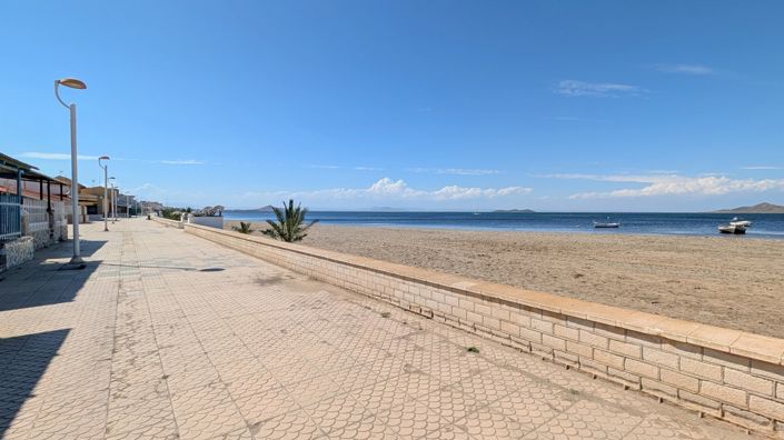 Image No.27-2 Bed Property for sale